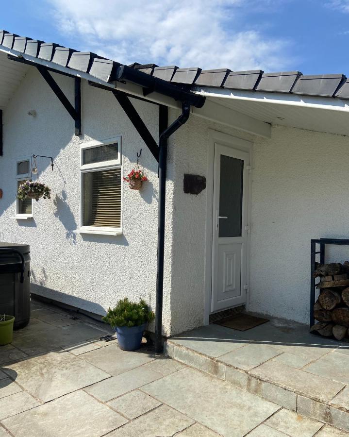 Ferienwohnung Cosy Little House Milngavie Exterior foto